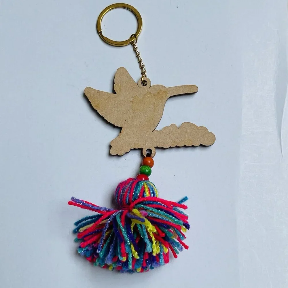 Hummingbird Wooden Hanging Decor Mini Bird Figure Atlixco Memorabilia Pompom